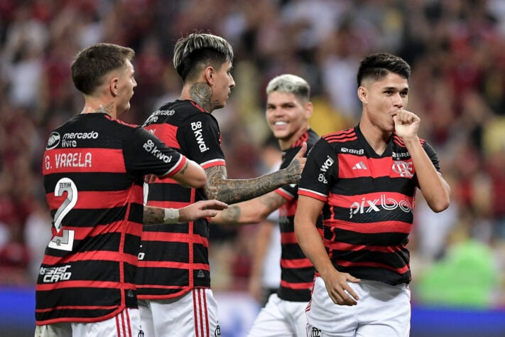 4° lugar: Flamengo - 18 vitórias de virada desde novembro de 2020