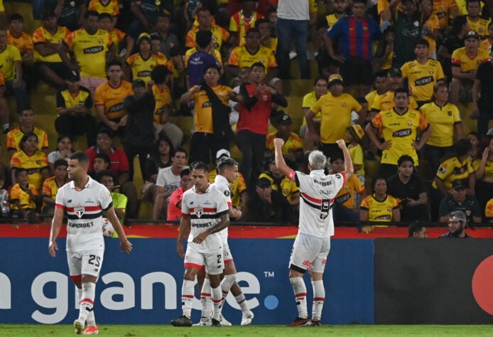 6° lugar: São Paulo - 17 vitórias de virada desde novembro de 2020