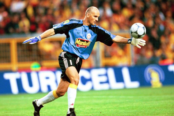 Taffarel (goleiro) - defendeu o Galatasaray entre 1998 e 2001, período no qual se tornou herói do clube por defender dois pênaltis na final da Copa da UEFA da temporada 1999/2000, decidida nos pênaltis. 