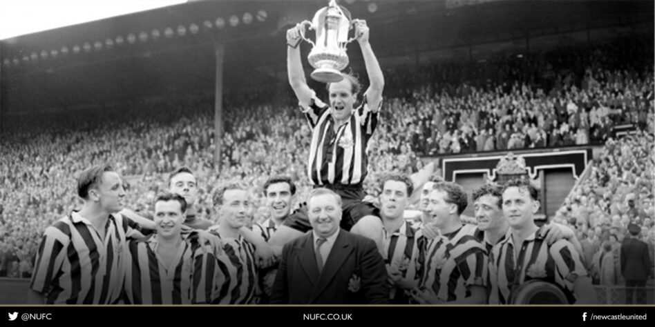 6 títulos (dois times) - Blackburn (1884, 1885, 1886, 1890, 1891 e 1928) e Newcastle (1910, 1924, 1932, 1951, 1952 e 1955). 