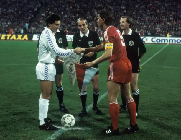 Bayern 4 x 1 Real - Ida Semi 1986/87 - Goleada dos Bávaros no Estádio Olímpico de Munique e show de Lothar Matthaus.