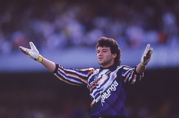 Ronaldo Giovanelli, um dos nomes mais importantes da história do Corinthians, sempre era lembrado pelas camisas.