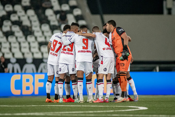 Odd/Percentual de título do Vitória: Sem resultado. Odd/Percentual de rebaixamento do Flamengo: 1,80 (Lance!Betting)/55,6%