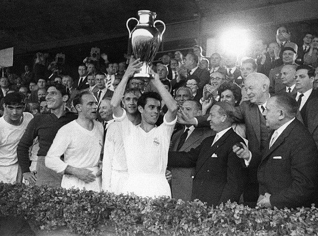 1958-59: Real Madrid 2x0 Stade Reims - Campeão
