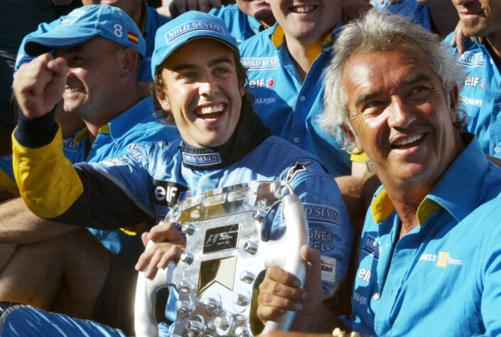 Em 2003, Fernando Alonso conquistou sua primeira vitória no Grande Prêmio da Hungria. O espanhol, da Renault, largou na ponta e venceu de forma tranquila em Budapeste.