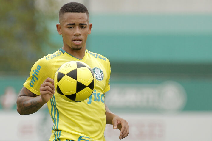 4ª lugar - O atacanye Gabriel Jesus foi vendido ao Manchester City, da Inglaterra por 32 milhões de euros.