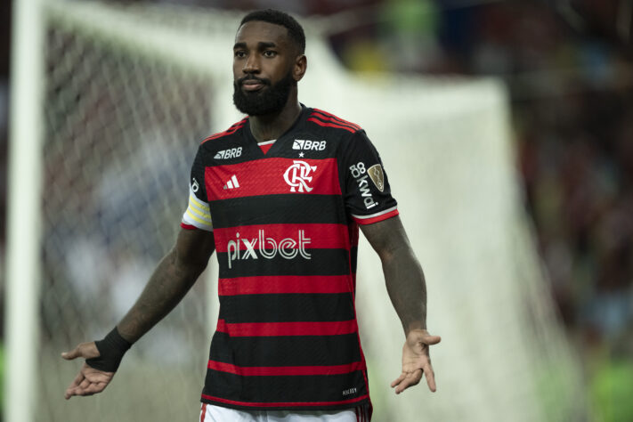 7º= Gerson (Flamengo) - 75 faltas cometidas - Brasileirão 2020
