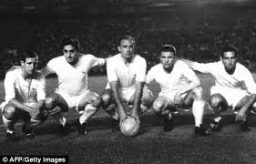 1959-60: Real Madrid 7x3 Frankfurt (placar agregado) - Campeão