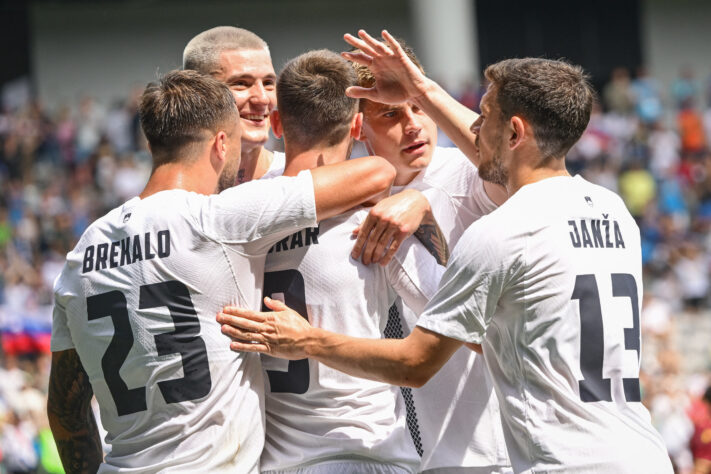 Eslovênia - Classificação para as quartas: 25,5% / Semifinal: 6,5% / Final: 1,4% / Título: 0,4%