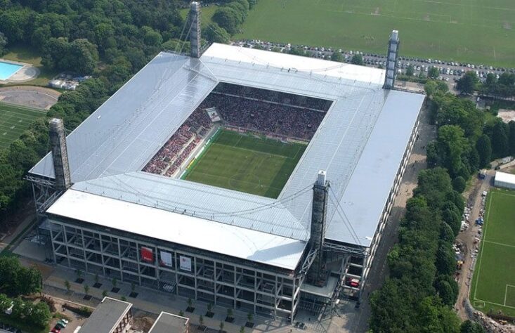 Estadio Köln - 46.922