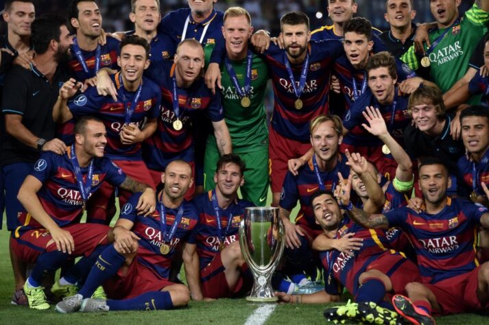 3x Supercopa da Europa (2009, 2011 e 2015)