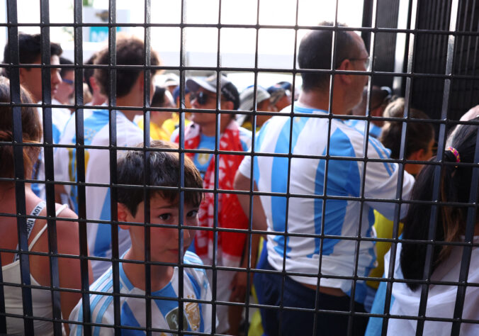 Crianças estavam no local e ficaram assustadas