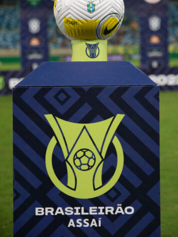 O Campeonato Brasileiro está de volta! A primeira rodada da edição de 2025 começa neste sábado (29). por isso, o Lance! separou a lista das bolas oficiais da competição no século XXI; veja 