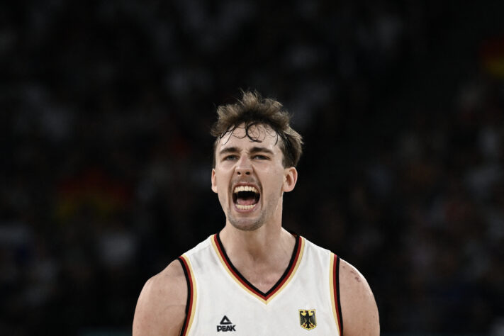 2º - Franz Wagner (Alemanha): 111 pontos (18.5 por jogo)