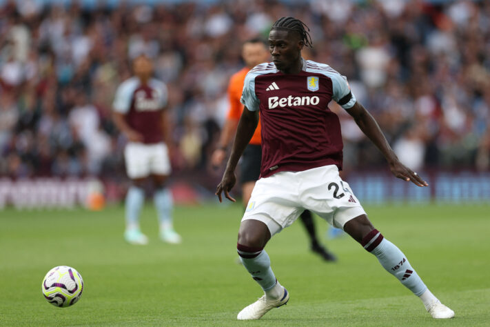 19. Aston Villa (Inglaterra)