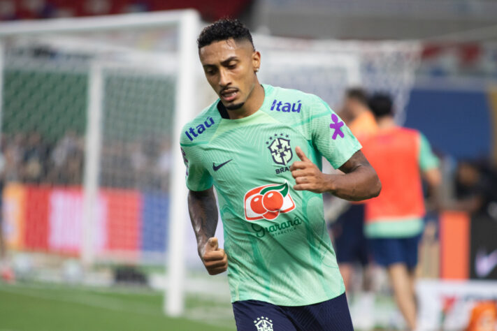 3 - Raphinha (Barcelona) - € 12,5 milhões por ano