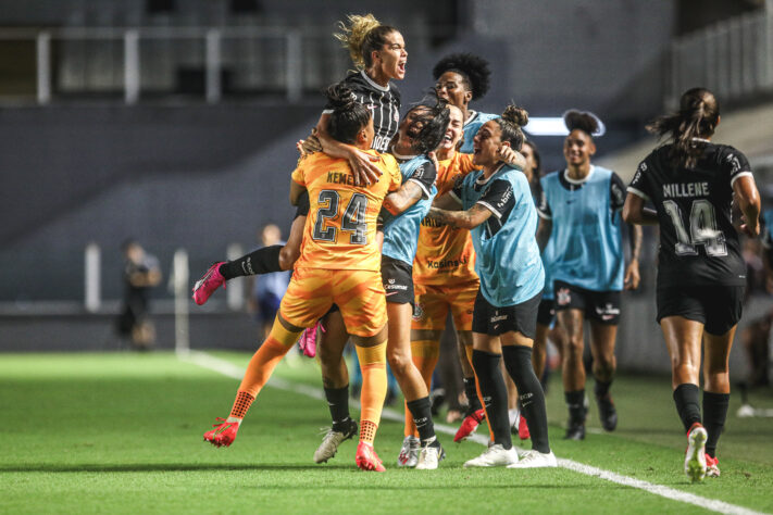 O Corinthians enfrenta o Boca Juniors nesta terça-feira (15) pela semifinal da Libertadores Feminina de 2024. As Brabas conquistaram o título no ano passado e vão em busca do bicampeonato; confira os maiores campeões da competição