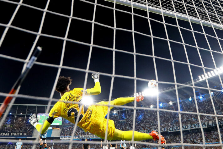 O Corinthians não conseguiu superar o Racing e novamente foi eliminado em uma competição de mata-mata. A equipe não conquista uma copa nacional ou internacional desde 2013, quando foi campeão da Recopa em cima do rival São Paulo. Confira as últimas eliminações da equipe. 