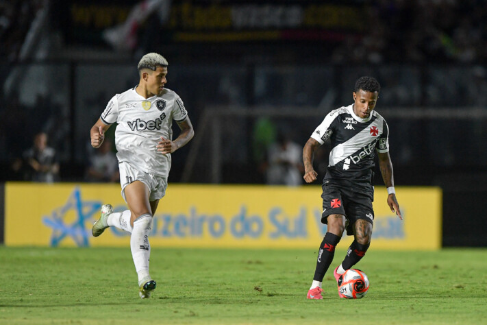 Botafogo e Vasco: 30 jogos entre 2017-2025; 13 vitórias para o Rubro-Negro; 12 ete vitórias do Glorioso; cinco empates.