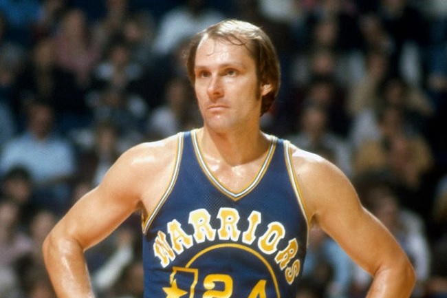 Rick Barry - 14 jogos com 50+ pontos