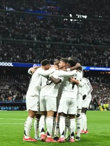 Após passar anos no topo, o Real Madrid saiu do 1º lugar do ranking de elencos mais caros. A pesquisa foi feita e divulgada pela UEFA. Veja o ranking completo: