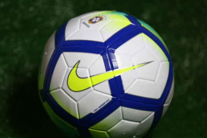 Bola oficial do Brasileirão (2018)
