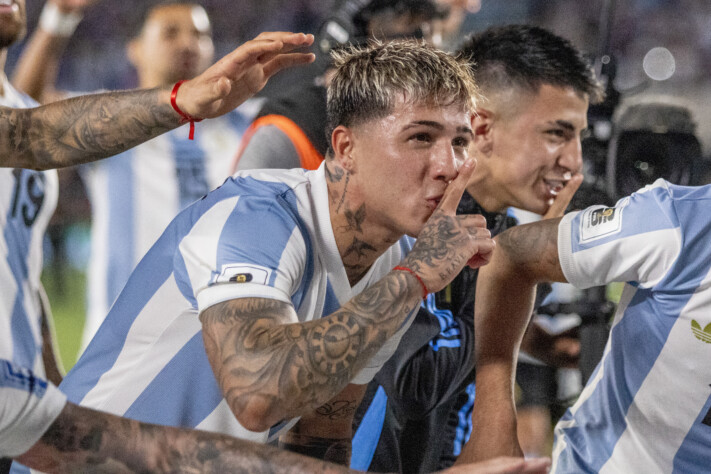 Argentina - 100%