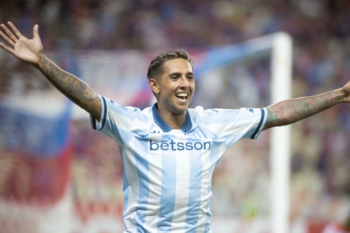 Após a vitória sobre o Fortaleza por 3 a 0 no Castelão (CE), o Racing enfileira triunfos sobre equipes do Brasil em competições continentais, com direito a títulos recentes sobre Botafogo e Cruzeiro. Confira os últimos jogos ➡️ 