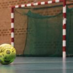 🥇 Melhores Bolas de Futsal 2024 - Comparativos, Reviews & mais