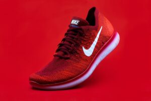 Tênis Nike vermelho