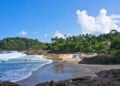 O vilarejo baiano com mar azul e clima rústico que virou queridinho de surfistas e famílias