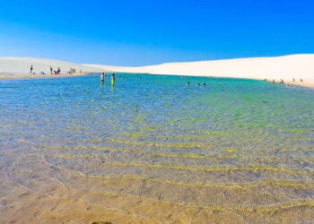 Essa pequena vila no Maranhão é um verdadeiro paraíso escondido com dunas e lagoas