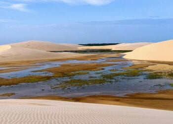 O menor litoral do país esconde uma das paisagens mais incríveis do Brasil