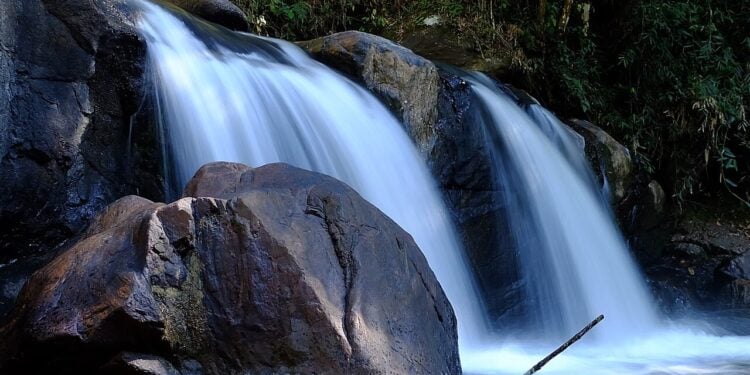 Você vai se encantar por essa vila serrana quase secreta perto de SP