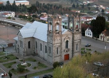 Esta cidade catarinense surpreende com vinícolas e paisagens de tirar o fôlego