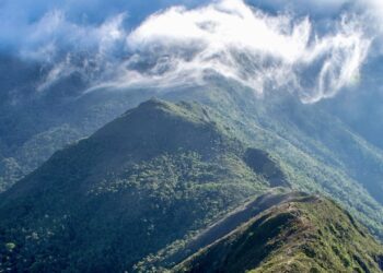 O paraíso de morangos, cachoeiras e trilhas que poucos conhecem