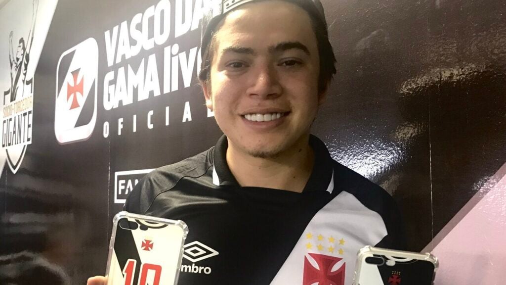 Você sabia que Whindersson Nunes já fez doações para um clube de futebol?