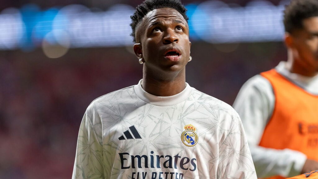 Vinicius Jr. enfrenta o racismo no futebol em nova produção da Netflix