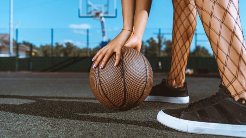Tecnologia em bolas de basquete revoluciona o treinamento