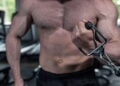 Quer braços mais fortes e definidos? O treino de bíceps pode ser a chave