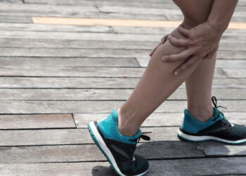 Alivie a fadiga com exercícios simples para as pernas!