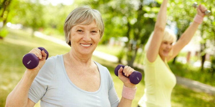 Exercícios que ajudam a prevenir quedas em idosos!