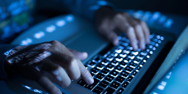 Ficar longe da internet por 14 dias mudou tudo na vida dessas pessoas