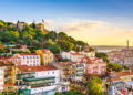 Cidades queridinhas dos turistas estão fechando as portas e o mundo está em alerta