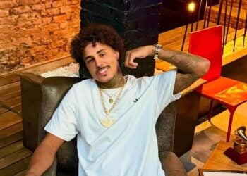 Você vai se surpreender com o time do coração de MC Livinho!