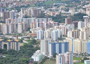 Este paraíso das águas quentes tem preços que vão te surpreender
