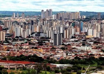 Esta cidade paulista vive e respira futebol de várzea todo fim de semana