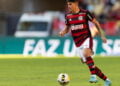 Flamengo ditando tendências na moda urbana em 2025