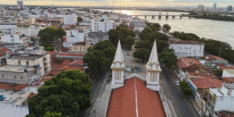 A cidade mais vitoriosa do Brasil graças ao filho ilustre Daniel Alves
