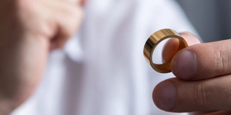 Smart rings combinam elegância de joias com tecnologia avançada